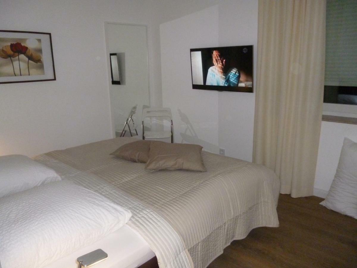 Ferienwohnung Hamburg-Rosengarten Rosengarten  Buitenkant foto